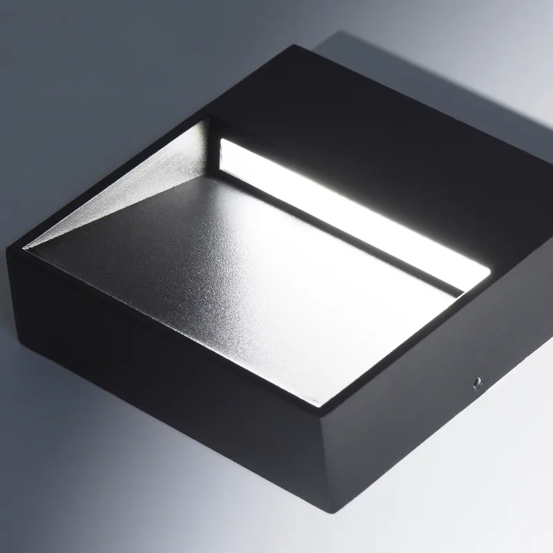 Aplique de pared exterior OKTA LED 6W IP65 de Leuk