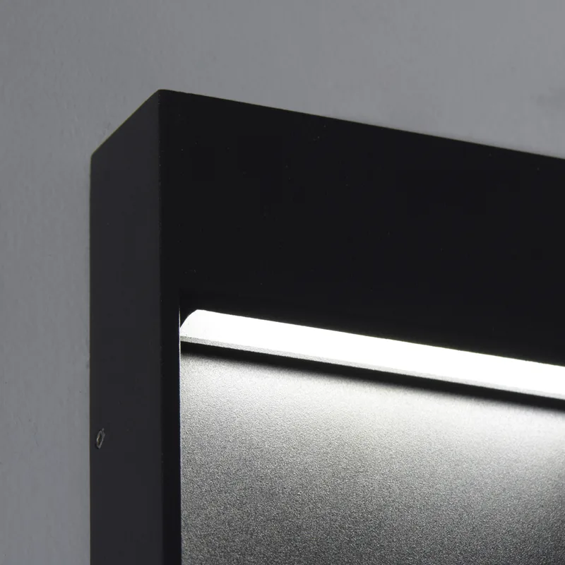 Aplique de pared exterior OKTA LED 6W IP65 de Leuk