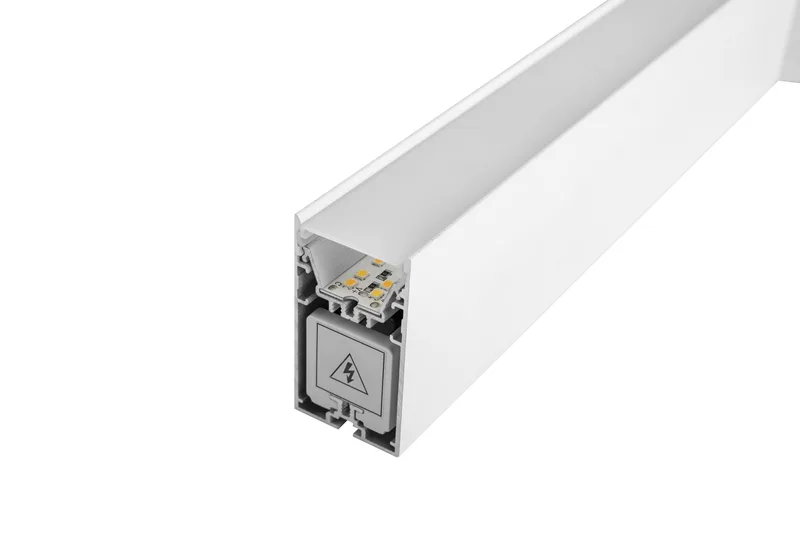 Unión angular 120° LED DYNA 12,5 W 3CCT | Leuk