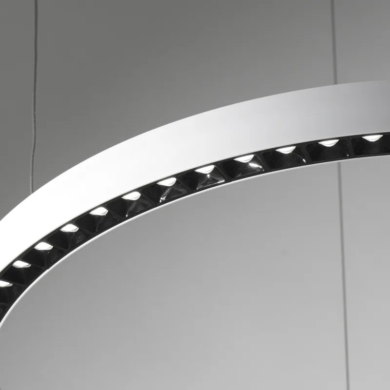 Colgante LED KRONE 48W de Leuk