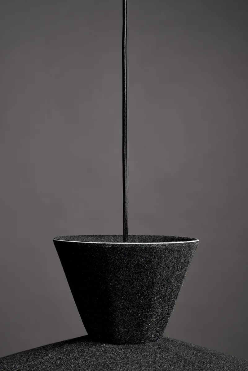 Colgante LED ULÁN 12W 3000K Negro de Leuk